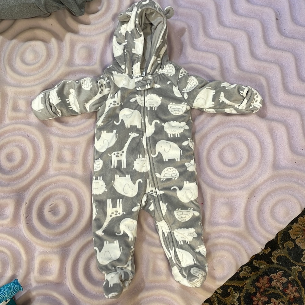 Warm, thick footie 6-9 Mo - great in fall/winter weather